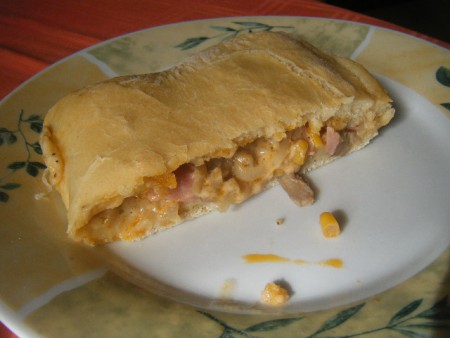 Töltött gombás pizza